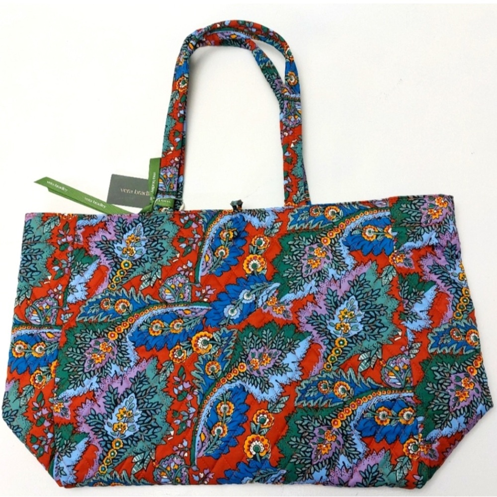 Vera Bradley Hathaway Tote Flowers + Feathers